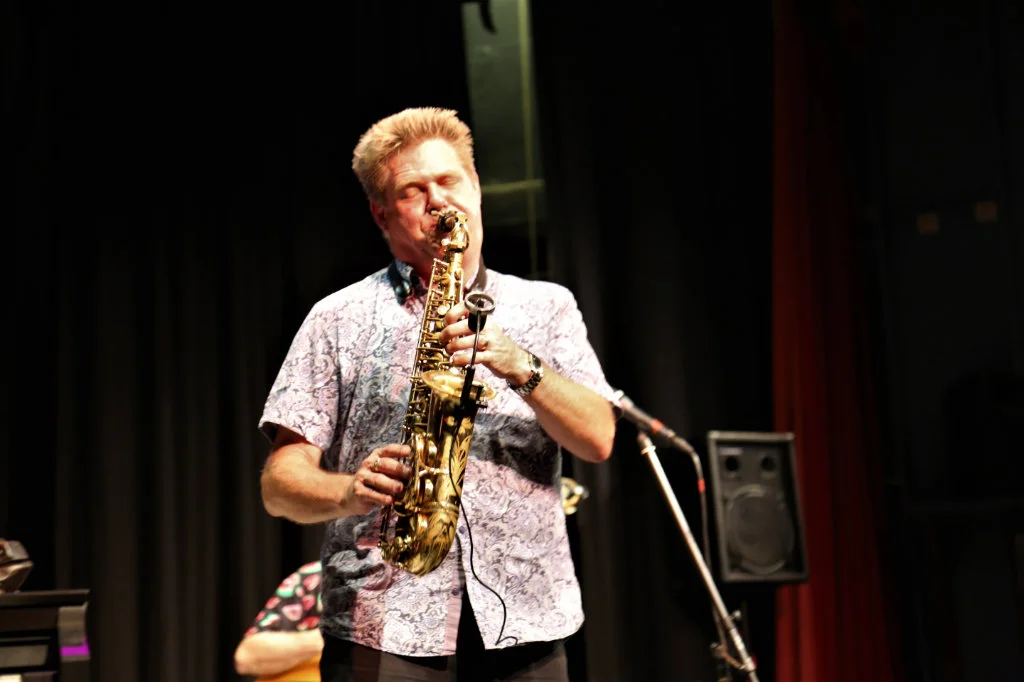 Derek Nash Picante